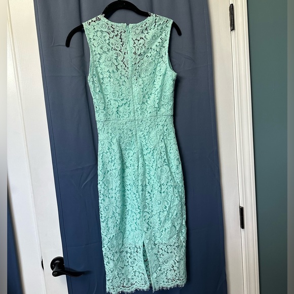 Bardot Milana Lace Dress Sleeveless V Neck Size 2 XS - Picture 7 of 11